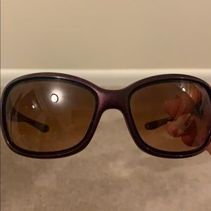 Women’s Oakley sunglasses